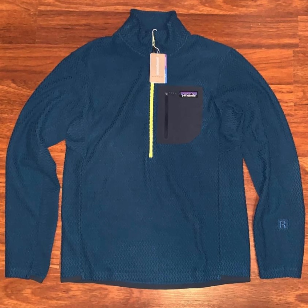 Patagonia R1 Air 1/2-Zip Fleece Pullover, Crater Blue